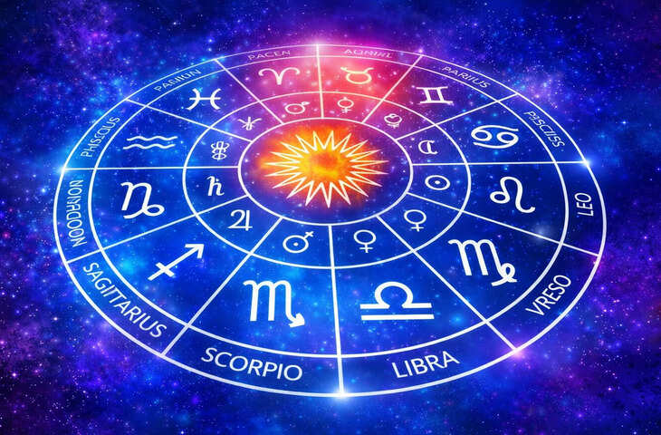 August 2026 Horoscope: अगस्त में चमकेगा इन 4 राशियों का भाग्य, करियर और धन से जुड़े मामलों में मिल सकते हैं नए अवसर