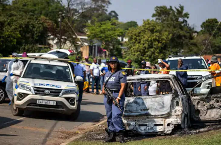 South Africa Shooting: दक्षिण अफ्रीका में दो जगह ताबड़तोड़ फायरिंग, 27 लोगों की मौत; हमलावरों की तलाश जारी