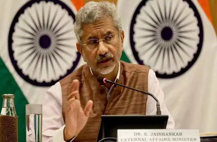 SIR की नोटिस लिस्ट में बड़े नाम, जयशंकर-आडवाणी समेत कई अधिकारियों को नोटिस