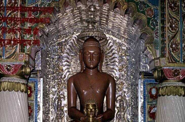 Jain Monk Tradition: जैन साधु-साध्वियां मुंह पर क्यों बांधते हैं सफेद कपड़ा? जानें &lsquo;मुंहपत्ती&rsquo; का धार्मिक महत्व