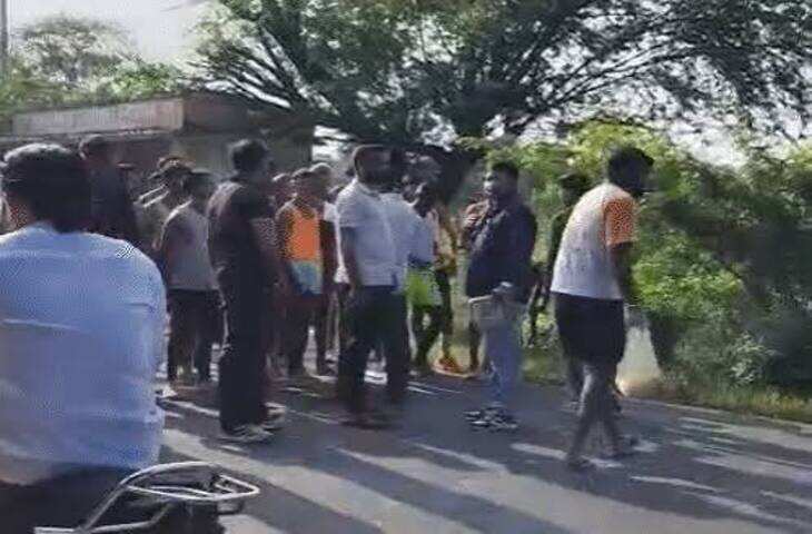 घोड़े का इंजेक्शन लगाकर दौड़े 2 युवक, वीडियो वायरल होने के बाद मचा हड़कंप