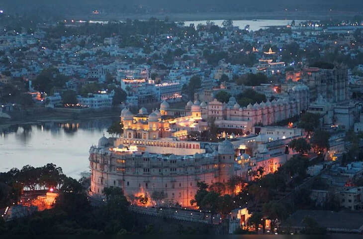 न्&zwj;यू ईयर सेल&zwj;िब्रेशन के ल&zwj;िए उदयपुर तैयार, शराब पीकर हुडदंग मचाने वालों पर पुल&zwj;िस की नजर