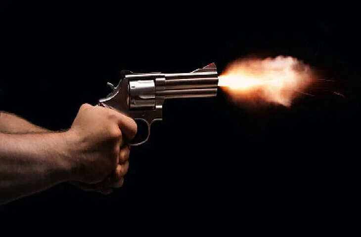 श्राद्धकर्म में दिख गया गर्लफ्रेंड का पति, गुस्से में बॉयफ्रेंड ने चला दी गोली, फिर हुआ फरार