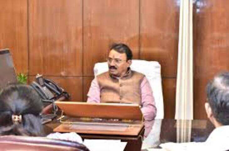 जयपुर में दीक्षांत समारोह के दौरान हंगामा, वीडियो में देंखे छात्रों का विरोध-प्रदर्शन, कागज फाड़े