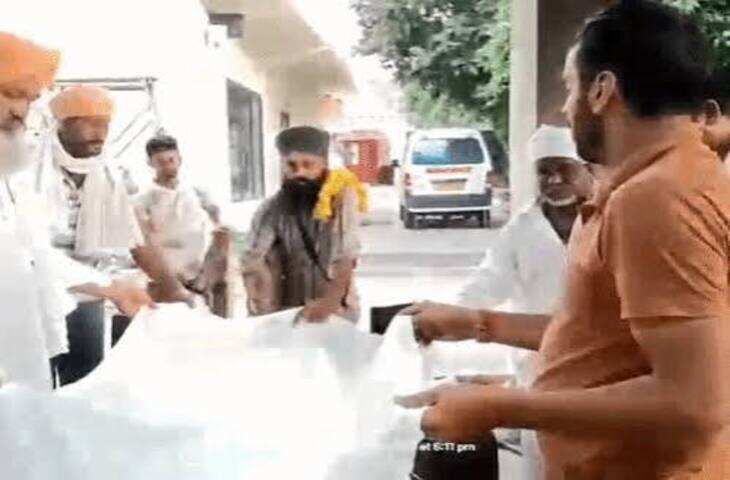 'आप ही कर दो संस्कार, मेरे पास समय नहीं है...' भाई की मौत के बाद बहन ने छोड़ा शव, वीडियो में जाने आश्रम संचालक ने किया अंतिम संस्कार