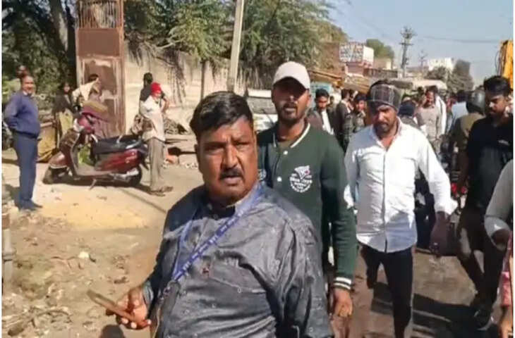 गरीबों को नहीं छोड़ा तो बड़ों को छूट क्यों', झुंझुनूं में अतिक्रमण हटाने पर अधिकारी-कर्मचारी के बीच ठनी, चौथे दिन काम रुका