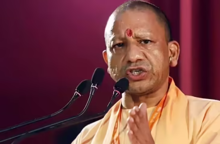 'प्यार से मानेंगे ठीक, नहीं तो...' सड़क पर नमाज को लेकर सीएम योगी का सख्त बयान: बोले 'शिफ्ट में पढ़िए...'