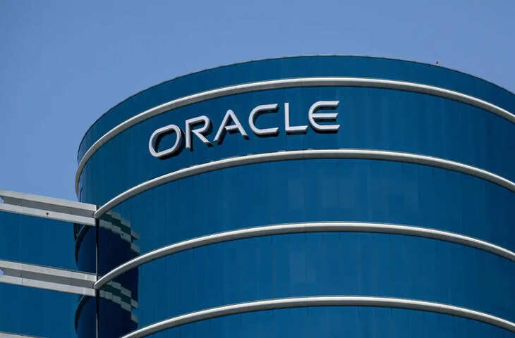 Mass Layoff: इस बड़ी कंपनी ने एकसाथ निकाल दिए 30 हजार कर्मचारी,&nbsp;40% से ज्यादा भारतीय प्रभावित अब क्या होगा आगे?