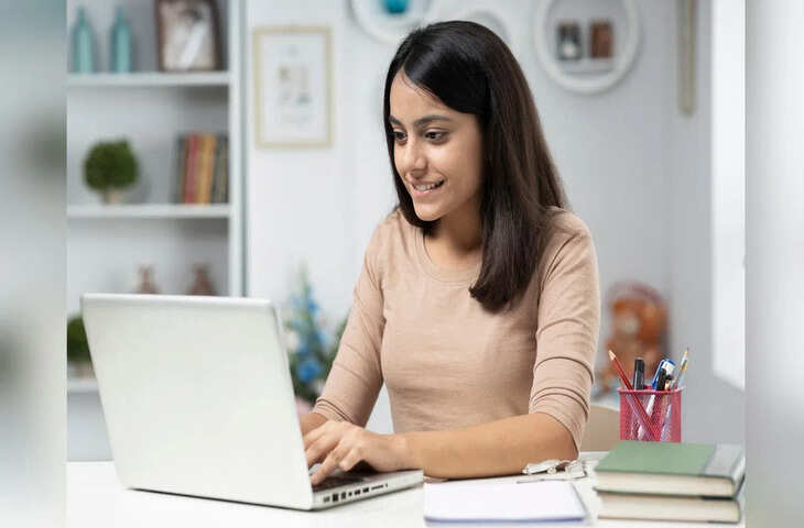 यूआईआईसी में ऑफिसर बनने का मौका! AO Scale-1 के पदों पर भर्ती का ऐलान, कल से शुरू होंगे फॉर्म &nbsp;