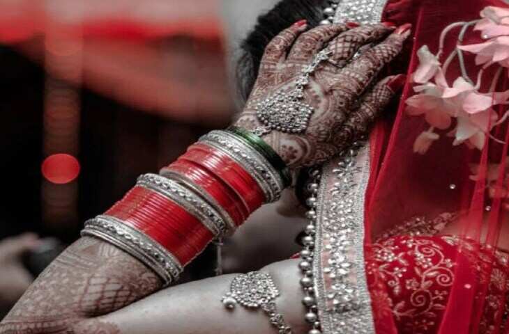 सास-ससुर के लिए खाना न बनाने पर मां बनी &lsquo;जल्लाद&rsquo;, ससुराल पहुंचकर बेटी की पिटाई का वीडियो वायरल