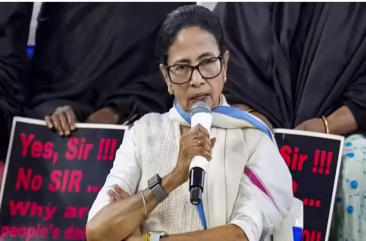 West Bengal Election 2026: इस बार क्या है बंगाल का मूड? वाराणसी में रहने वाले बंगालियों ने कियस शोकिंग खुलासा&nbsp;