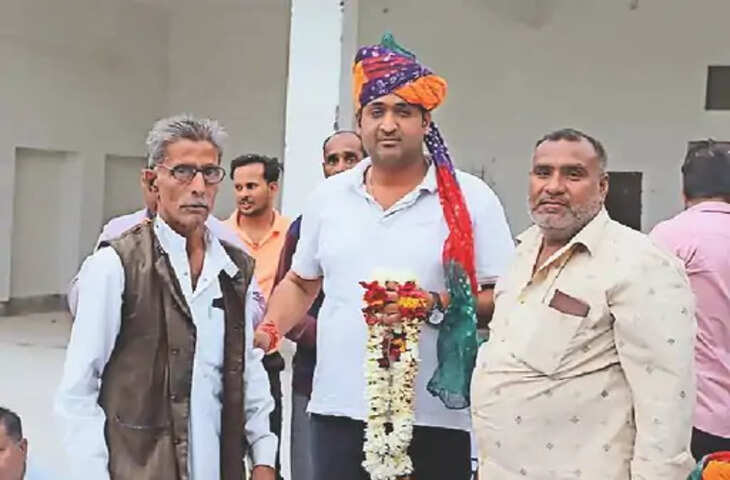 Rajsamand बामनिया कला में कांग्रेस की हाथ से हाथ यात्रा, सभा में उमड़ी भीड़