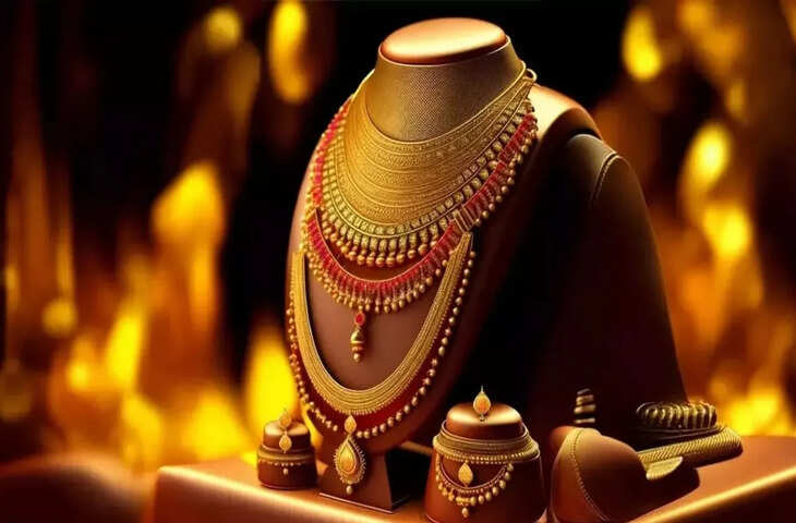 Gold-Silver Price Today: सोना सस्ता हुआ या महंगा? 14 जुलाई को क्या है 24 कैरेट और 22 कैरेट गोल्ड का भाव, जानें पूरी डिटेल