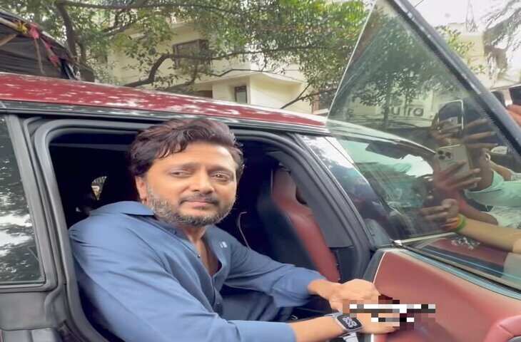 रितेश देशमुख के पास नहीं था Cash, बच्चों की मदद के लिए पैपराजी से मांगे&nbsp;पैसे; अब एक्टर ने सोशल मीडिया पर मांगा उसका नंबर