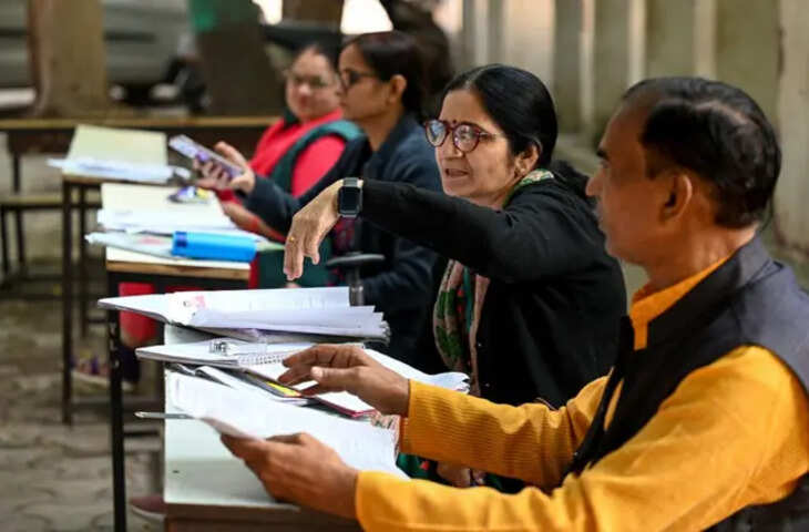 19 राज्य, यूटी में एसआइआर का ऐलान, फुटेज में जानें यहां 37 करोड़ वोटर्स, 30 मई से 23 दिसंबर के बीच होगा वेरिफिकेशन