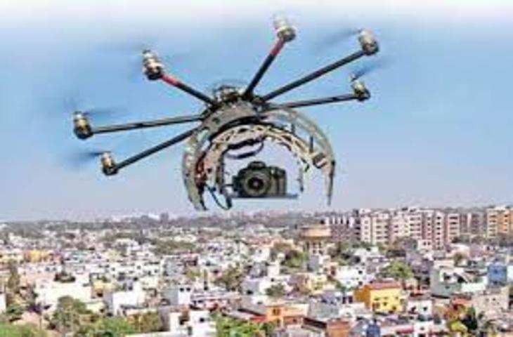 Raipur जमीन पर सुरक्षाबलों की गश्त, आसमान में उड रहे ड्रोन...मतदाता कैसे जाऐंगे वोट डालने, अधिकारी ने समझाया पूरा प्लान