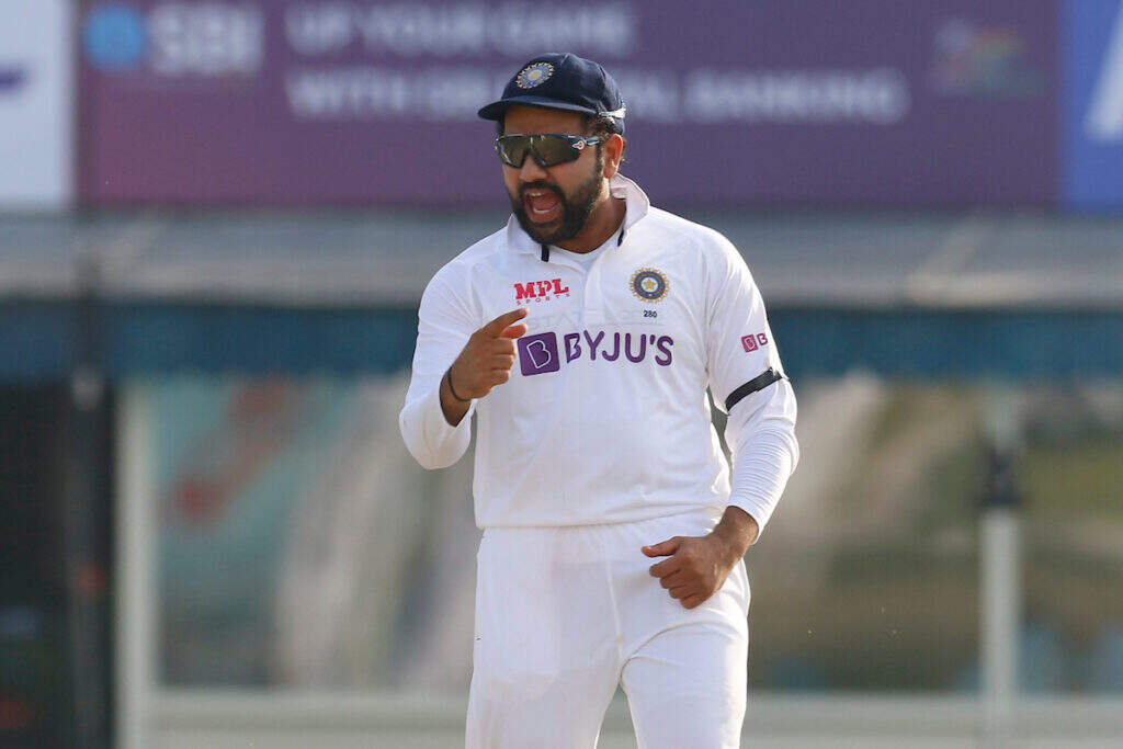 Ind vs Aus 3rd Test: रवींद्र जडेजा की छोटी सी गलती पर बदतमीजी करने लगे रोहित शर्मा, सरेआम दी गंदी-गंदी गालियां, वायरल हुआ VIDEO