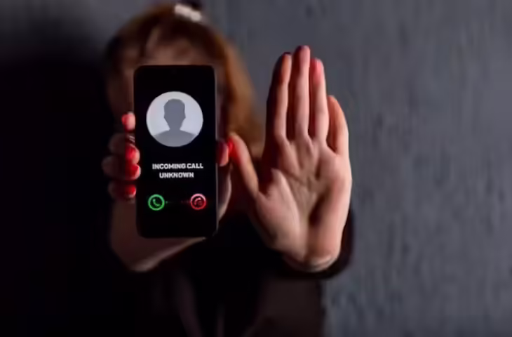 फ्रॉड कॉल और SMS से मिलेगी राहत! सरकार के नए फीचर से एक क्लिक में तुरंत होगी शिकायत, पढ़े पूरी डिटेल&nbsp;