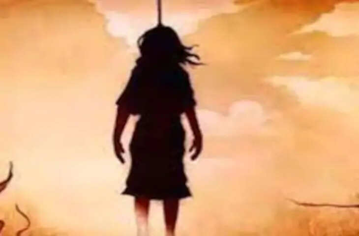 Sikar दस साल का बालक गले में सूत की रस्सी डालकर खेलने लगा, रस्सी का एक सिरा खिड़की में फंस गया फंदा लग जाने दम घुटा