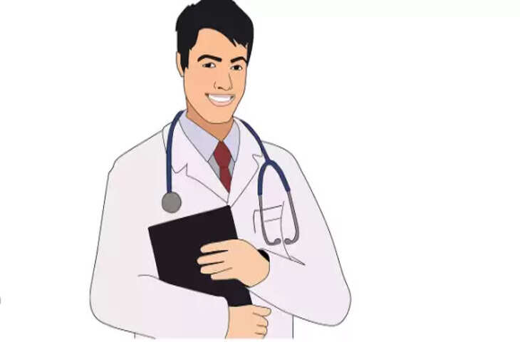 Bareli &nbsp;महिला अस्पताल में चिकित्सक कम, सीएचसी पर मेडिकल बंद