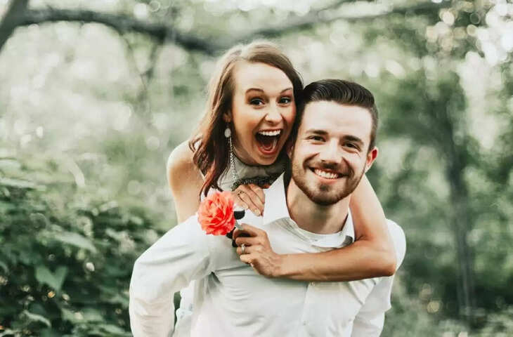 to increase love romance with partner use this color bed sheet in bedroom