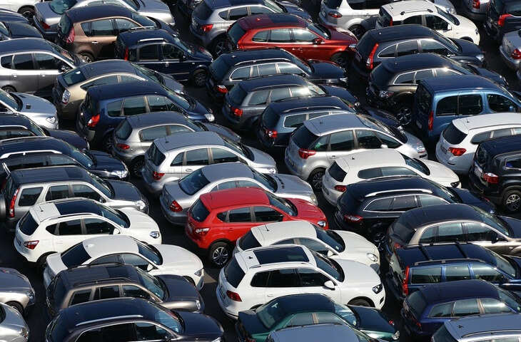 भारत के बंदरगाहों पर संकट!ईरान-इजरायल तनाव के चलते 2 हजार वाहन फंसे, व्यापार पर मंडराया संकट&nbsp;