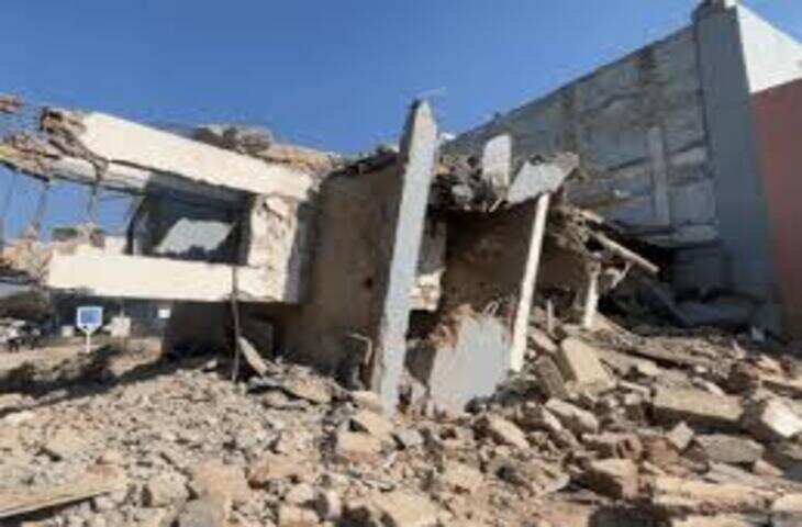 अजमेर में भरभराकर गिरी जर्जर इमारत, मलबे में दबा मजदूर &nbsp;