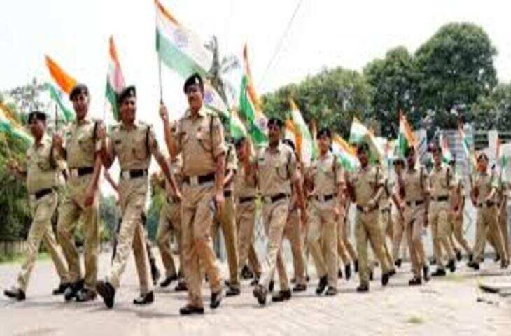 &lsquo;हर घर तिरंगा&rsquo; अभियान के तहत सीमा सुरक्षा बल ने निकाली भव्य तिरंगा बाइक रैली