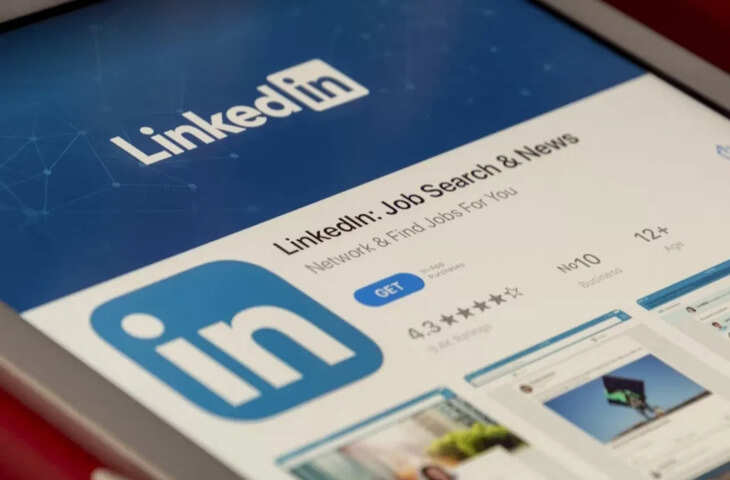 LinkedIn का नया नियम! AI तय करेगा आपका फीड, कुछ कामों पर लगेगा प्रतिबंध&nbsp;जानें पूरा अपडेट