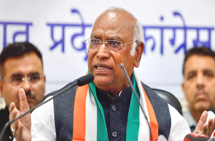 धर्मेंद्र प्रधान के इस्तीफे के बाद कांग्रेस आक्रामक, खरगे बोले- 'PM मोदी भी मांगें माफी; लाठीचार्ज करने वालों पर हो कार्रवाई'