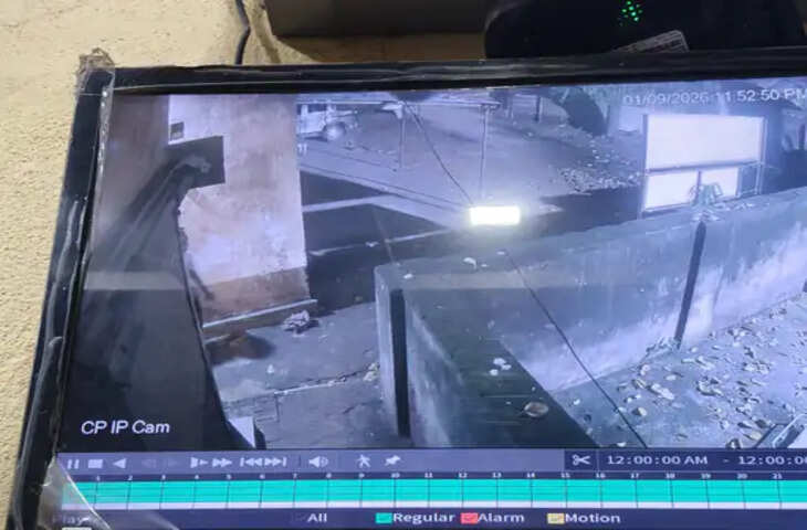 जहानाबाद में बिजली और एसी के तार चुराने वाले गिरोह का आतंक, सीसीटीवी में कैद हुई चोर की करतूत