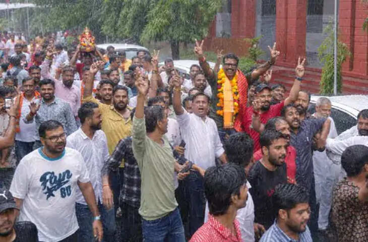 नगर निगम चुनाव के बाद मेयर पद की रेस तेज, जयपुर से दिल्ली तक लॉबिंग; ब्राह्मण और राजपूत समाज ने भी ठोका दावा