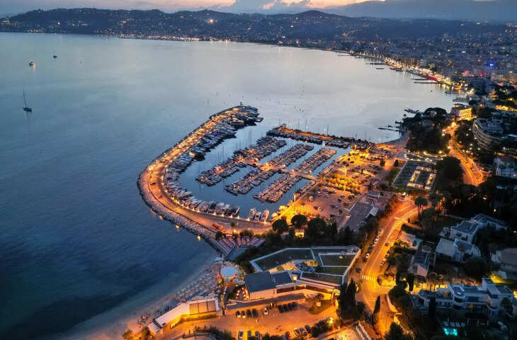 Cannes: अमीरों का गढ, खूबसूरती के क्या कहने, आखिर कैसे बना यह शहर फिल्म फेस्टिवल का वैश्विक केंद्र? जानिए इस ग्लैमर से भरे इवेंट की पूरी कहानी