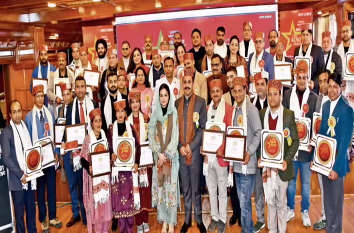 शिमला में अमर उजाला यंग अचीवर अवॉडर्स-2026 समारोह, 53 युवाओं को किया गया सम्मानित