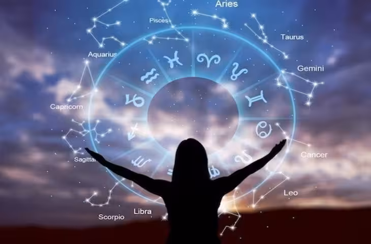Weekly Horoscope 10 to 16 August 2026: ग्रहों की चाल से इन राशियों की चमकेगी किस्मत, धन-करियर में लाभ के योग