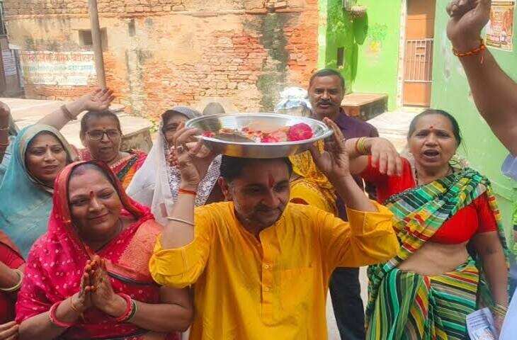 162 निकायों में कल वोटिंग, BJP ने 41 बागी नेताओं पर की कार्रवाई; चुनाव प्रचार में दिखे अनोखे रंग