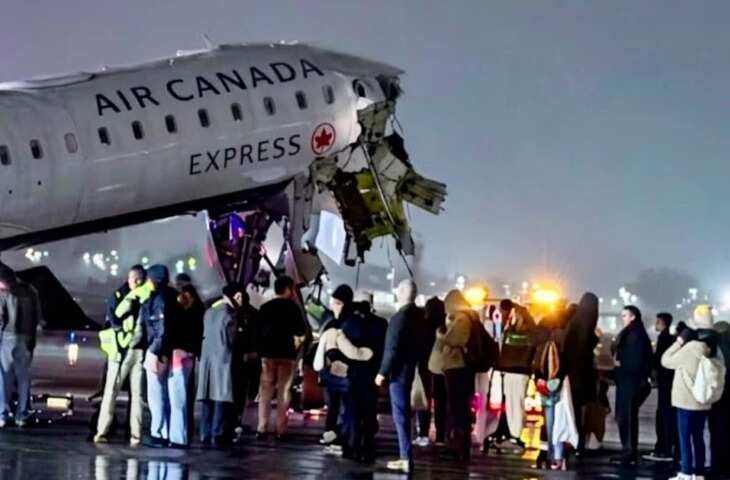 New York Accident: Air Canada का प्लेन रनवे पर हादसे का शिकार, LaGuardia Airport पर मची अफरा-तफरी