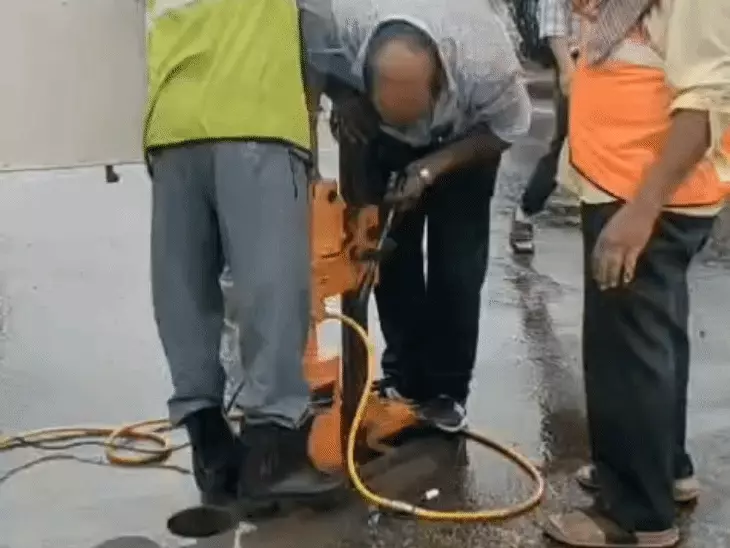 ग्वालियर की बदहाल सड़कों पर हाईकोर्ट सख्त, NHAI और PWD को लगाई फटकार; निर्माण की गुणवत्ता पर उठे सवाल