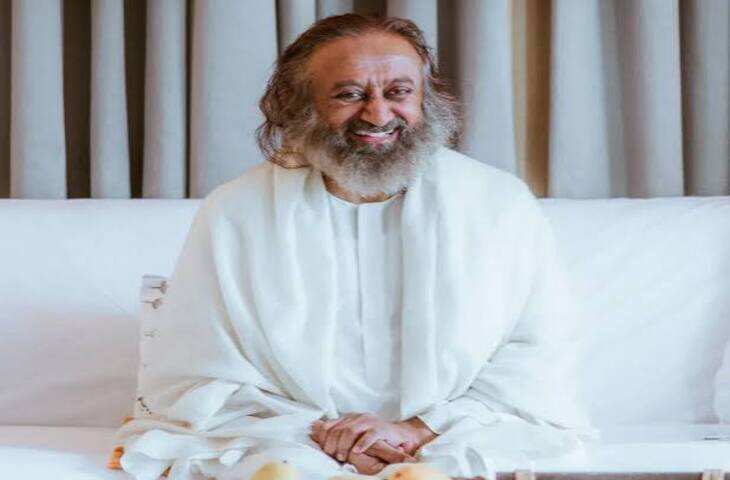 रिश्तों की उलझन और फेलियर के खौफ से पाना है छुटकारा? गुरुदेव श्री श्री रविशंकर से जानें मन को शांत रखने का फॉर्मूला