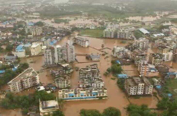 देशभर में मानसून का कहर: गुजरात में बाढ़ जैसे हालात, यूपी की 10 नदियां उफान पर; वीडियो में जाने बिहार-राजस्थान में भारी बारिश का अलर्ट