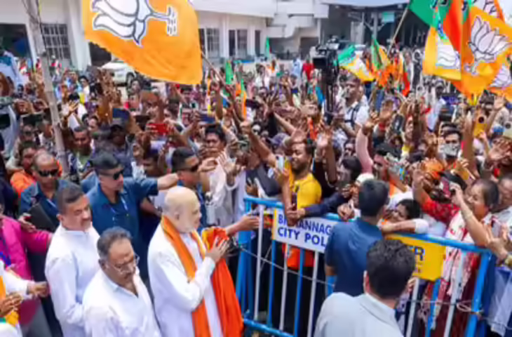 पश्चिम बंगाल में राजनीतिक हलचल तेज, वीडियो में जाने अमित शाह के दौरे से सरकार गठन की अटकलें तेज