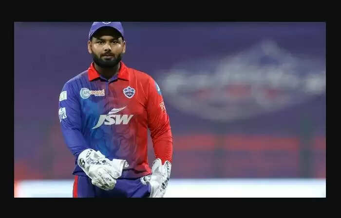 rishabh pant pravin amre in an ugly controversy-111111111111.JPG