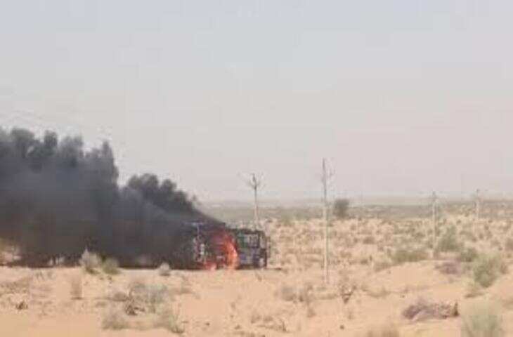 बीकानेर में स्लीपर बस में भीषण आग, यात्रियों में मच गई अफरा-तफरी