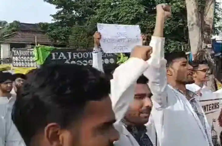 रीवा मेडिकल कॉलेज में इंटर्न डॉक्टरों का प्रदर्शन जारी, &lsquo;वन स्टाइपेंड&rsquo; नीति और बढ़ी राशि की मांग