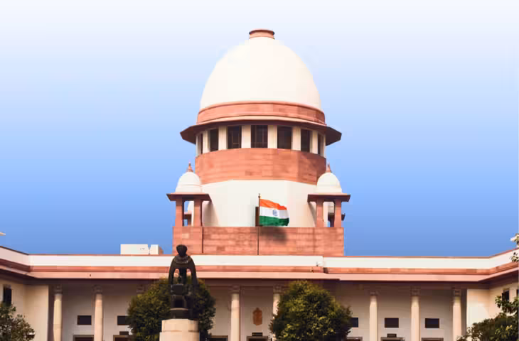 सुप्रीम कोर्ट का बड़ा बयान: बच्चों के लिए इंटरनेट यूज करना जरूरी, अश्लील कंटेंट हटाने के लिए कड़े कदम उठाने के आदेश
