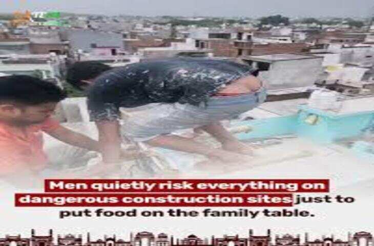 &lsquo;परिवार के लिए क्या-क्या नहीं करता मर्द&rsquo;&mdash;हवा में लटककर पुताई करता शख्स देख इमोशनल हुए यूजर्स&nbsp;