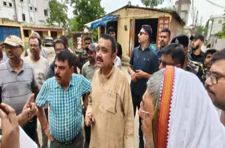 पूर्व विधायक ने आरओबी निर्माण कार्य का किया निरीक्षण, अधिकारियों को दिए जल्द पूर्णता के निर्देश