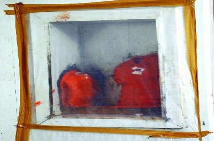 प्रदूषण ने हनुमान जी पर लगाया पर्दा, खुले में चोला चढ़ाने पर 48 घंटे में रंग हो जाता था काला