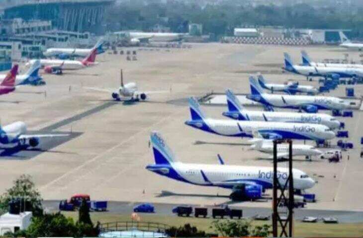 दिल्ली एयरपोर्ट पर स्पाइसजेट की कई फ्लाइट्स प्रभावित, फुटेज में जाने कुछ रद्द तो कई घंटों लेट; सैकड़ों यात्री परेशान