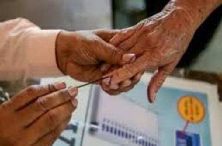 बिहार चुनाव के लिए चुनाव आयोग ने कमर कस ली